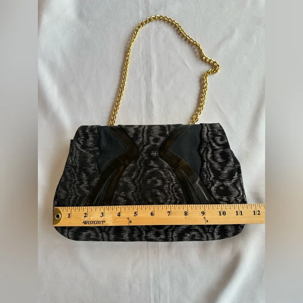 Vintage Annere Elegant Black Purse with Gold Chain Made in Venezuela